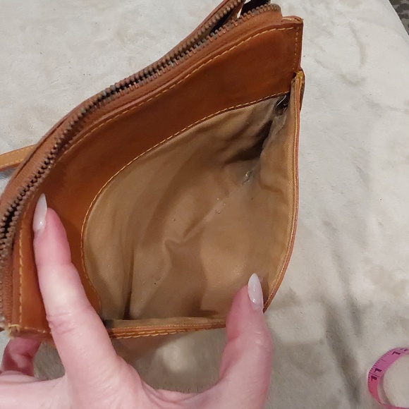 Vintage 90's ESpirit Leather Crossbody Bag - Picture 16 of 16